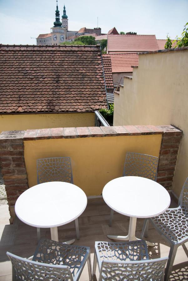 Apartman Veritas Mikulov Bagian luar foto