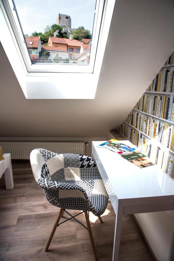 Apartman Veritas Mikulov Bagian luar foto